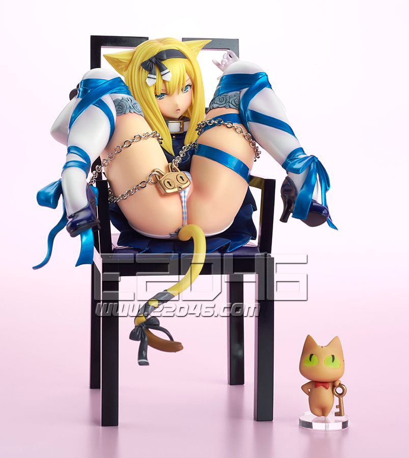 Chu-kana Cat & Chair Alice Version (PVC)