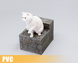 PV9747  The Paw giving Cat White (PVC)