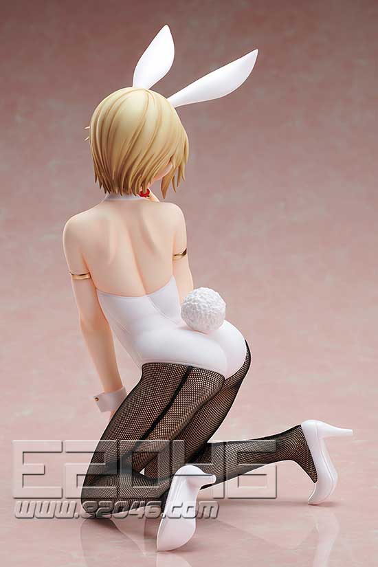 E46 Com 西野司兔女郎版 Pvc 草莓棉花糖 Pv8700