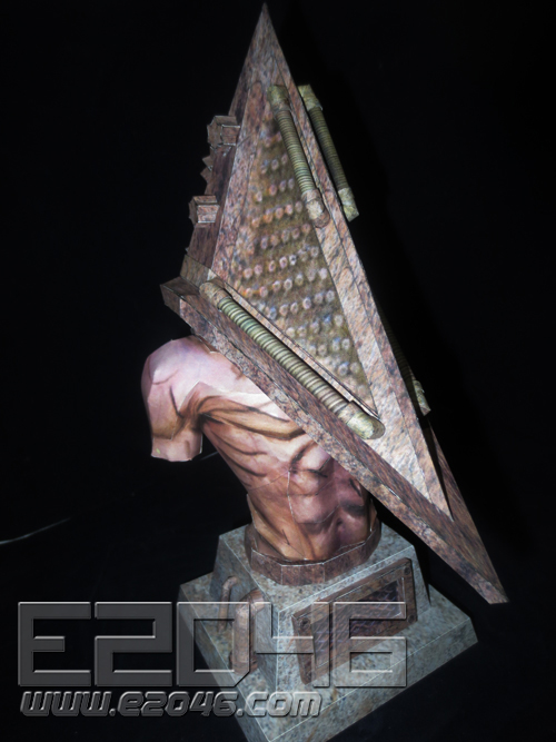 Pyramid Head Bust