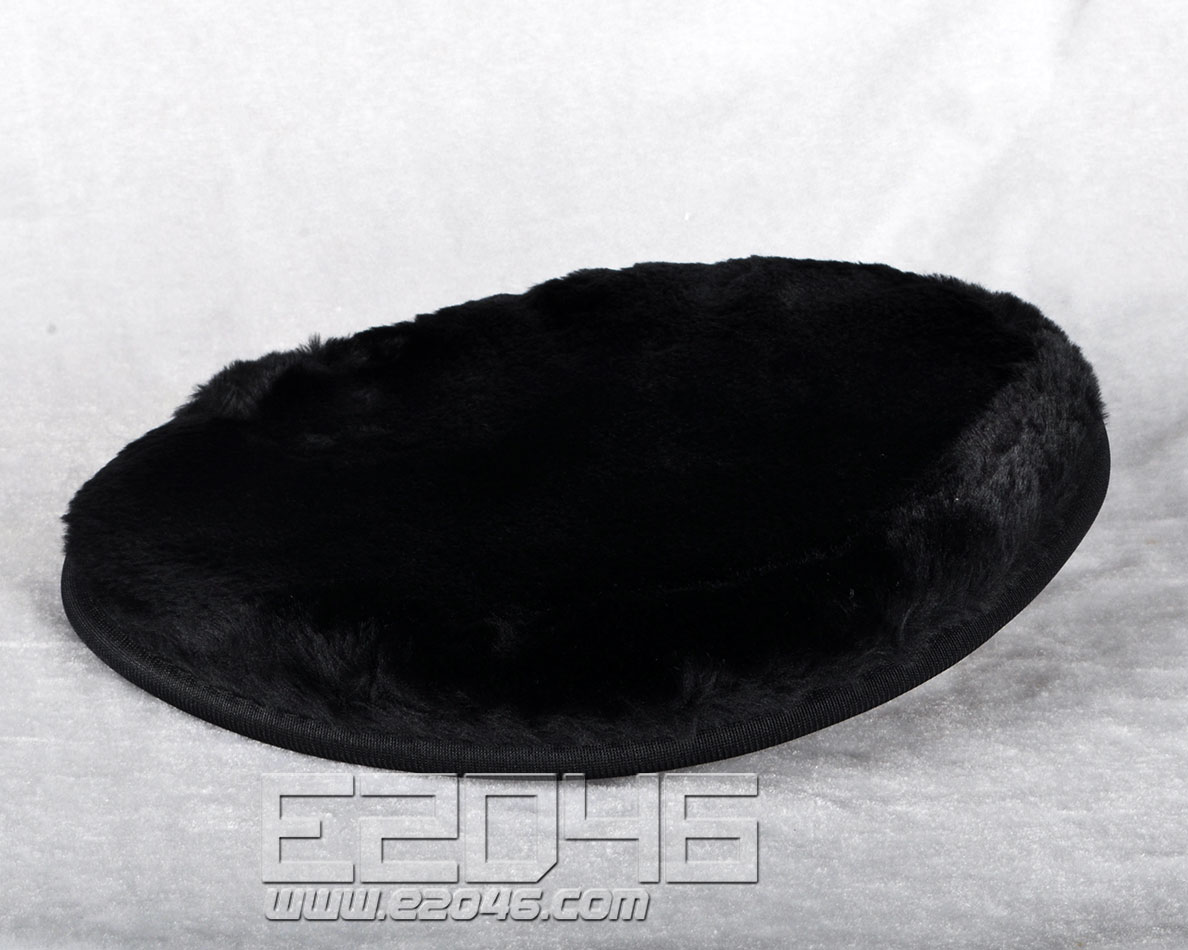 D25 Black Round Fluff Blanket
