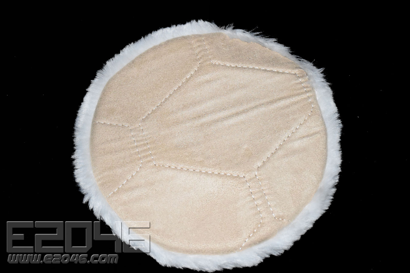 D20 White Round Shorthair Fluff Blanket