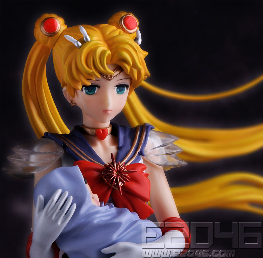 Super Sailor Moon with Baby Hotaru