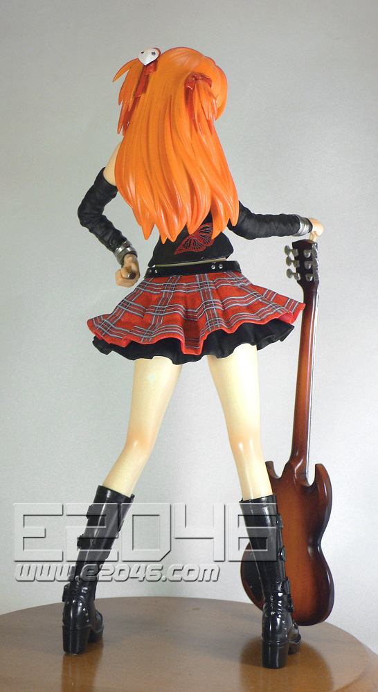 Asuka with Guitar