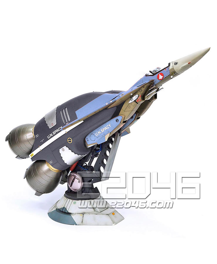 VF-1 Atmospheric Booster with Stand