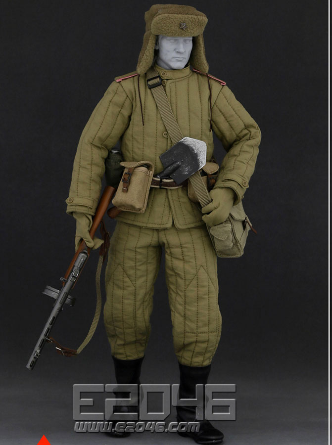 The Soviet soldiers set in winter (Doll)